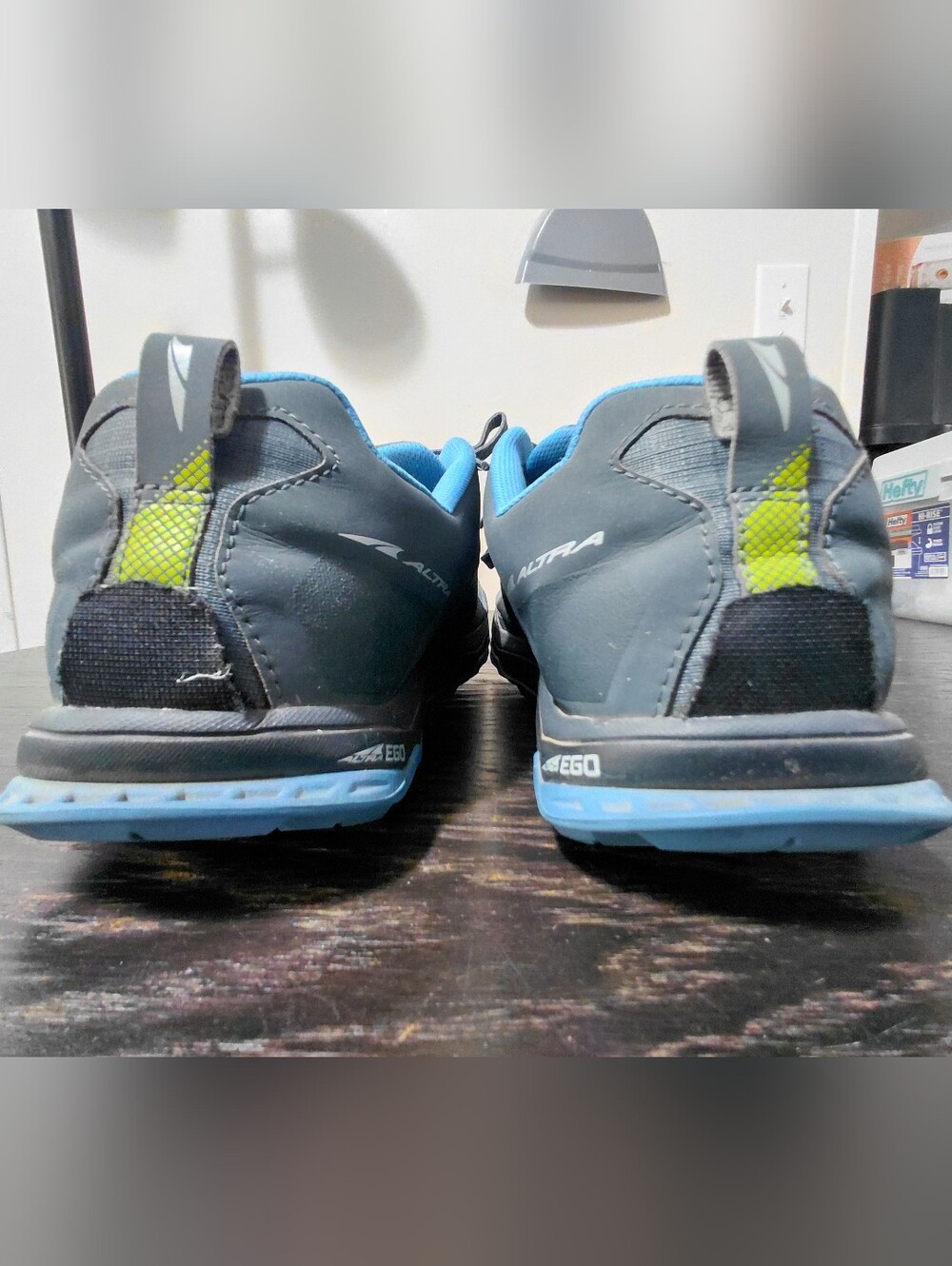 Altra 9.5 Men's Trail Shoes in Gray with Teal Accents Loan Peak 5, Wide Toe Box - Picture 13 of 15